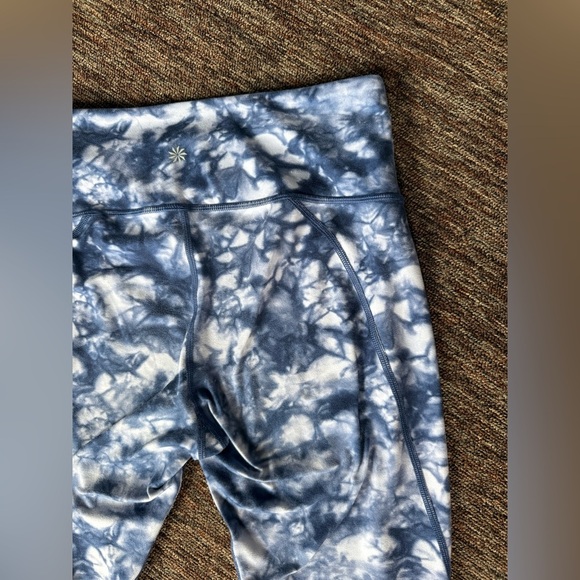Athleta Tie Dye Powervita Leggings Size Medium - Picture 2 of 6